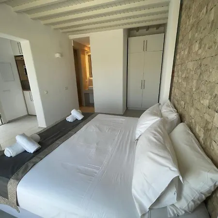 Caluma * Mykonos Town